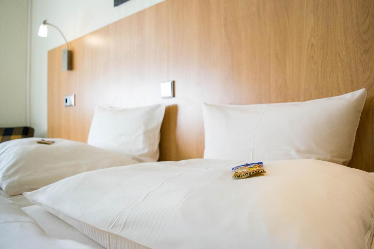 Hotel Postkutsche ドルトムント エクステリア 写真
